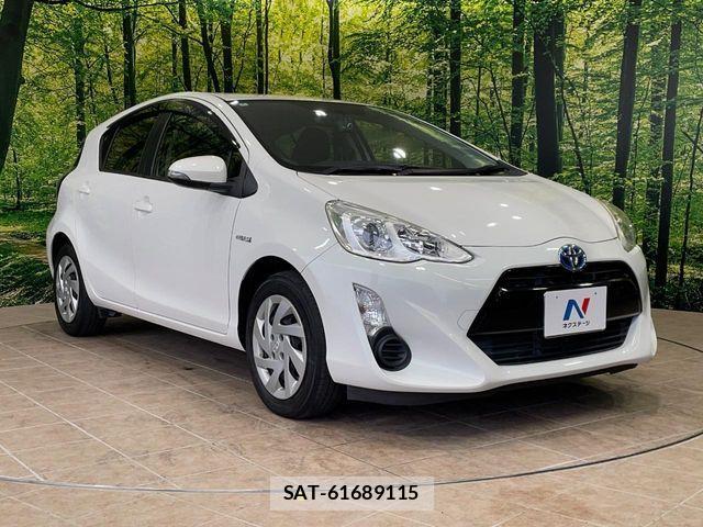 Toyota AQUA 2015-11 6009067-15