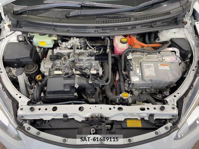 Toyota AQUA 2015-11 6009067-17