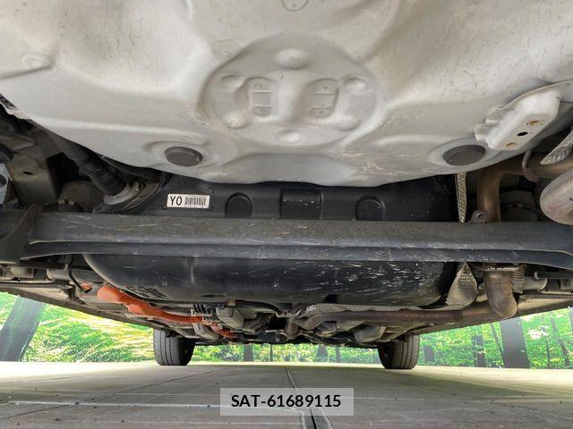 Toyota AQUA 2015-11 6009067-18