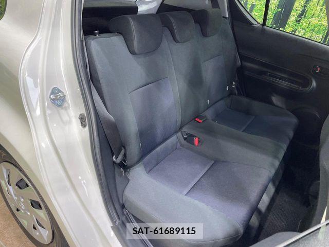 Toyota AQUA 2015-11 6009067-8