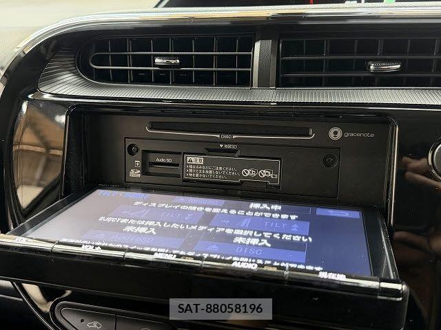 Toyota AQUA 2018-08 6008988-15