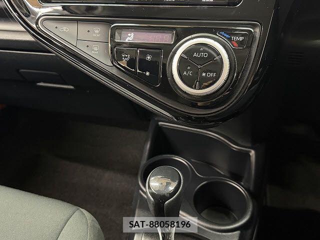 Toyota AQUA 2018-08 6008988-16