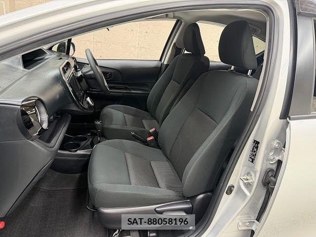 Toyota AQUA 2018-08 6008988-5