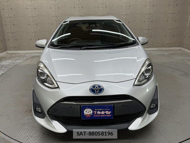 Toyota AQUA 2018-08 6008988-8
