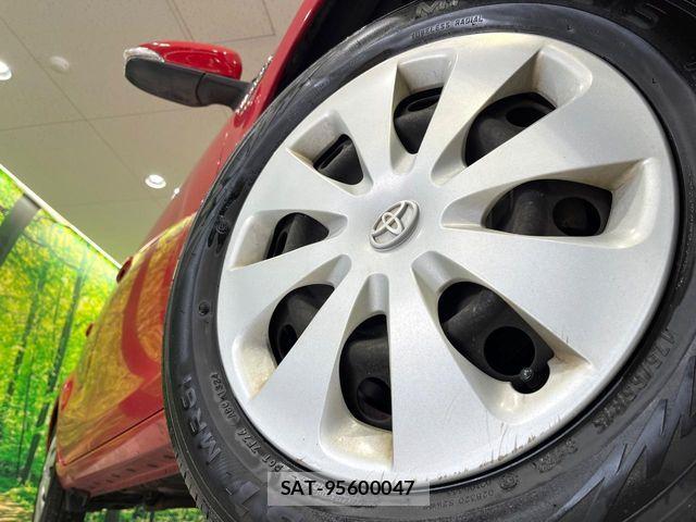 Toyota AQUA 2013-11 6009131-12