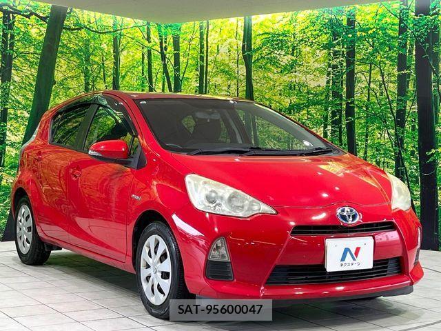 Toyota AQUA 2013-11 6009131-15