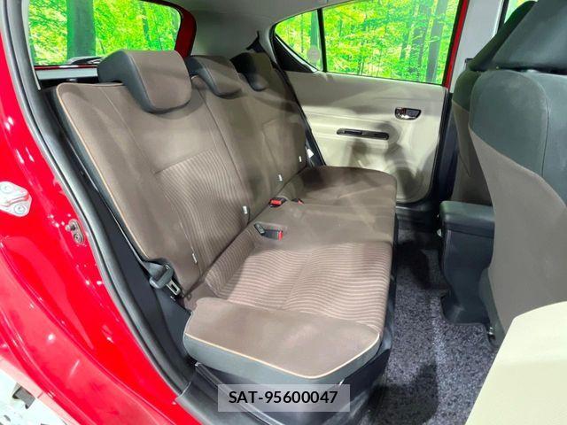 Toyota AQUA 2013-11 6009131-8