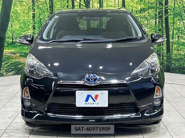 Toyota AQUA 2012-01 6009055-13
