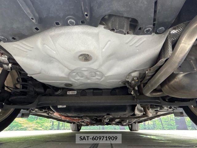Toyota AQUA 2012-01 6009055-18
