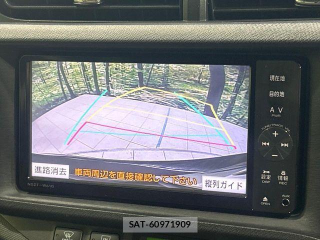 Toyota AQUA 2012-01 6009055-2