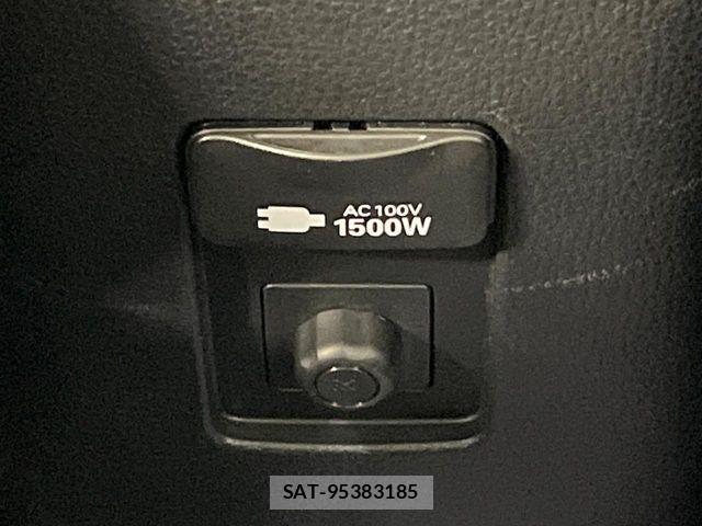 Toyota AQUA 2025-01 6008915-8