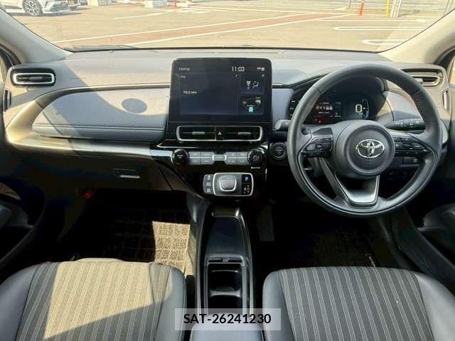 Toyota AQUA 2025-02 6008912-11