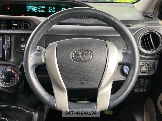 Toyota AQUA 2013-05 6009095-10