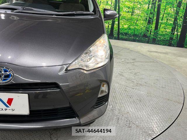 Toyota AQUA 2013-05 6009095-11