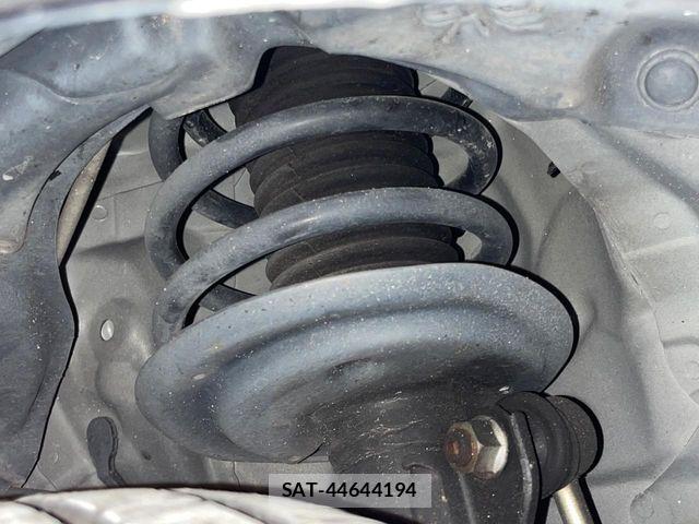 Toyota AQUA 2013-05 6009095-19