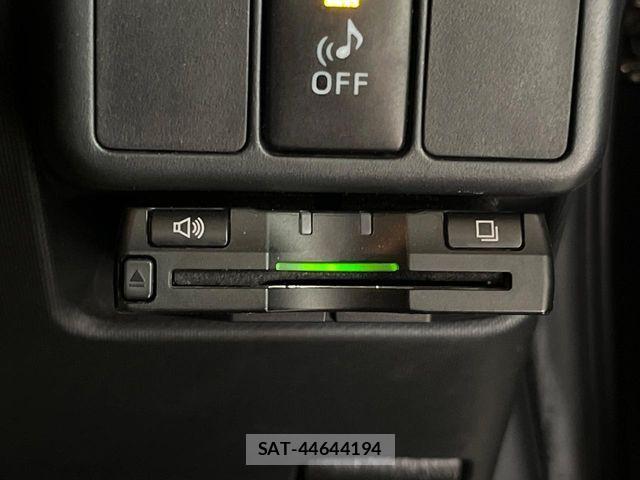 Toyota AQUA 2013-05 6009095-3
