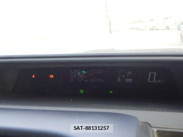 Toyota AQUA 2017-01 6009132-12