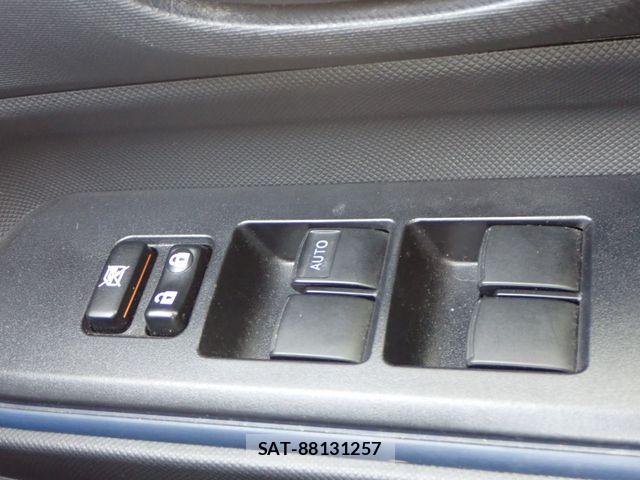 Toyota AQUA 2017-01 6009132-19