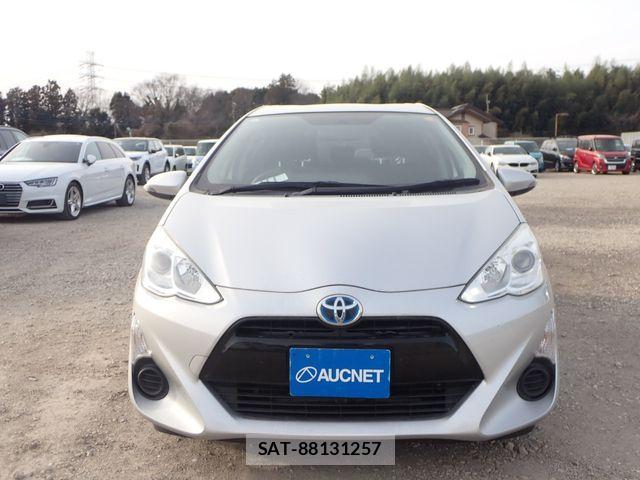 Toyota AQUA 2017-01 6009132-5