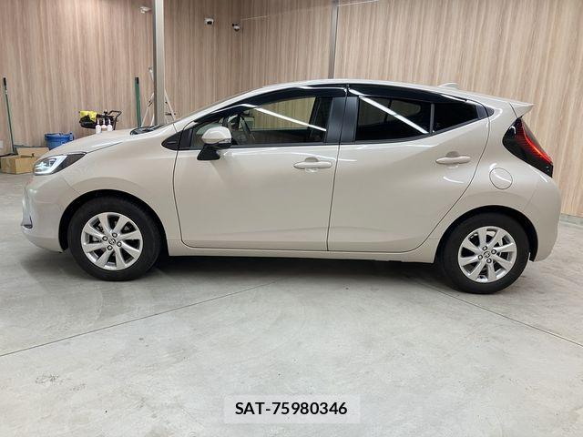 Toyota AQUA 2021-09 6008923-25