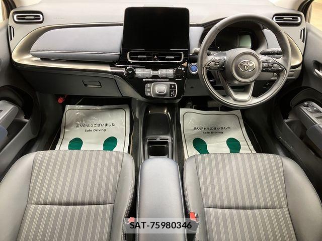 Toyota AQUA 2021-09 6008923-27