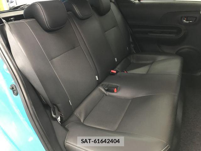 Toyota AQUA 2017-06 6073037-13
