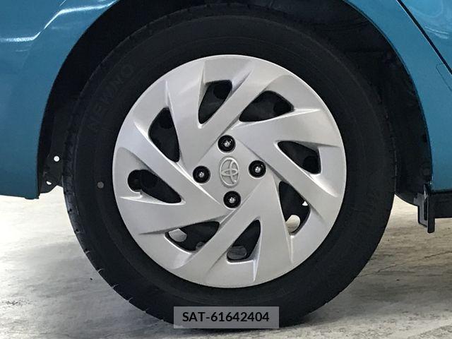 Toyota AQUA 2017-06 6073037-27
