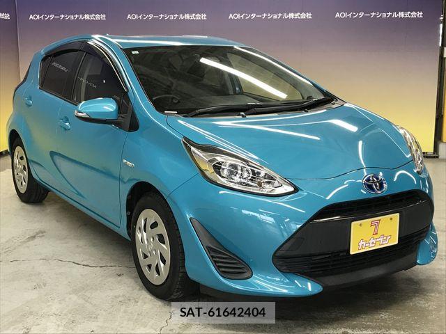 Toyota AQUA 2017-06 6073037-3