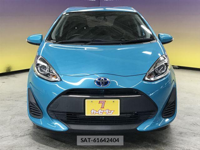 Toyota AQUA 2017-06 6073037-4