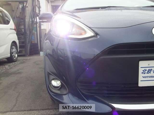 Toyota AQUA 2019-10 6211410-13