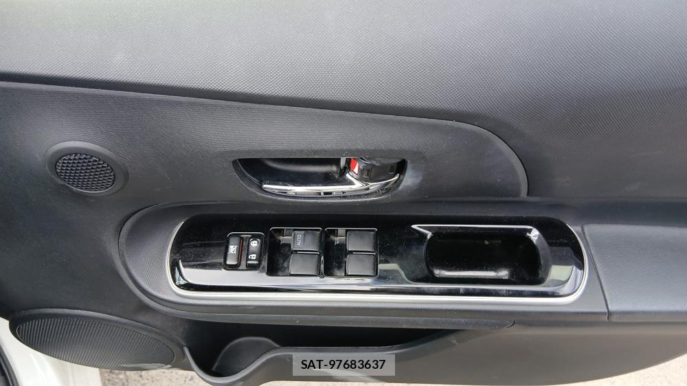 Toyota AQUA 2016-03 6206293-18