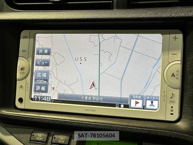 Toyota AQUA 2013-07 6211473-15