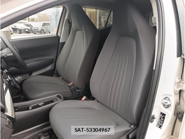 Toyota AQUA 2021-08 6211447-9