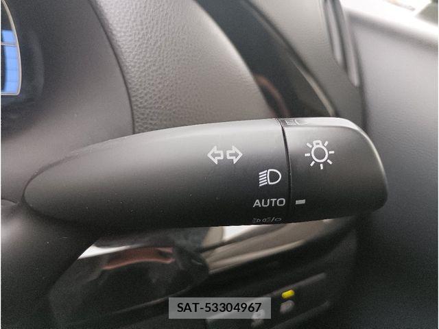 Toyota AQUA 2021-08 6211447-19