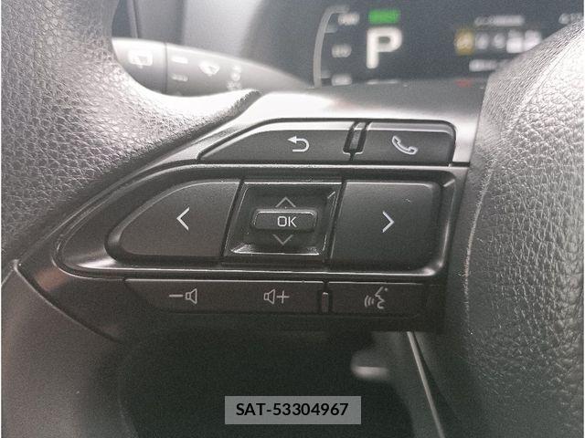 Toyota AQUA 2021-08 6211447-20