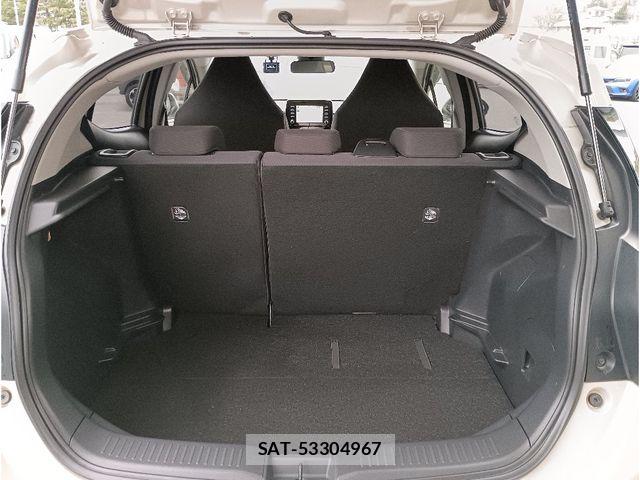 Toyota AQUA 2021-08 6211447-5