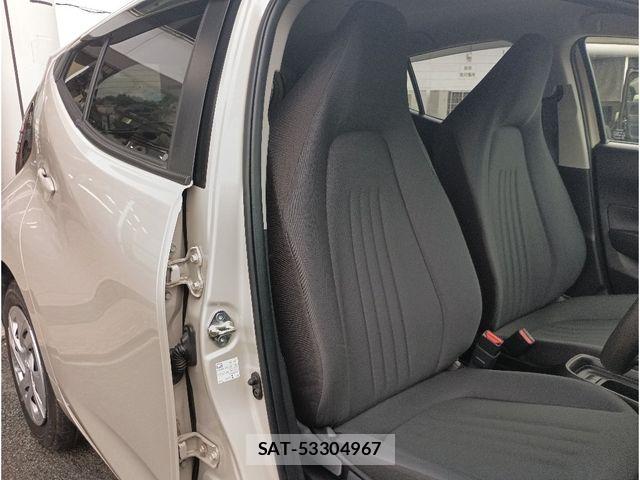 Toyota AQUA 2021-08 6211447-6