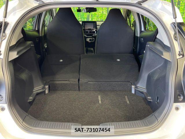 Toyota AQUA 2022-03 6241986-9