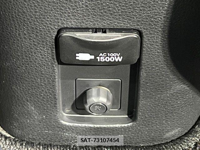 Toyota AQUA 2022-03 6241986-4