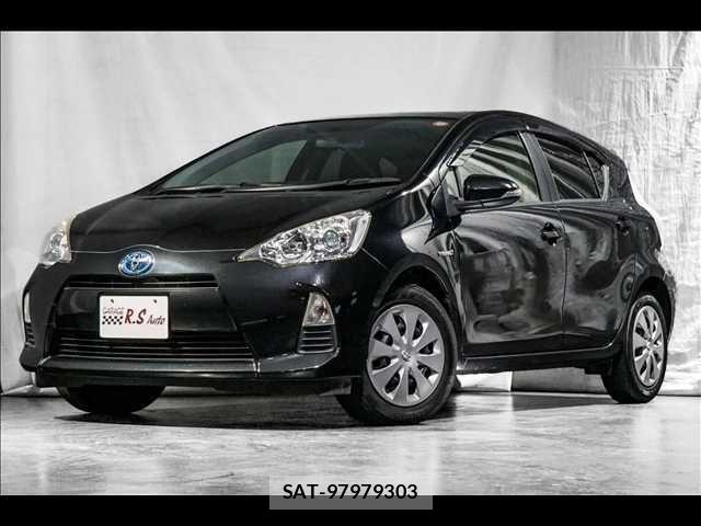 Toyota AQUA 2014-12 6242075-0