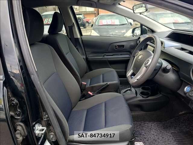 Toyota AQUA 2015-09 6242064-16