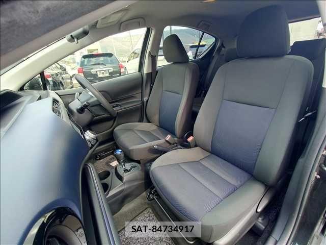 Toyota AQUA 2015-09 6242064-17