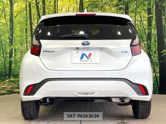 Toyota AQUA 2023-03 6263026-14