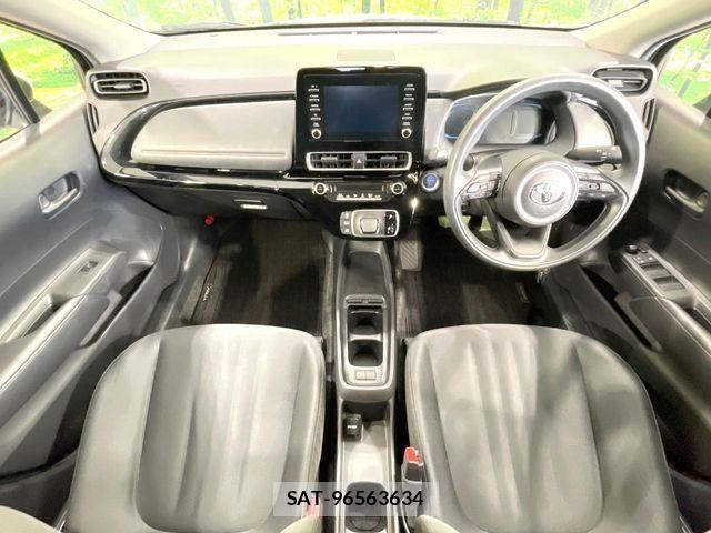 Toyota AQUA 2023-03 6263026-1