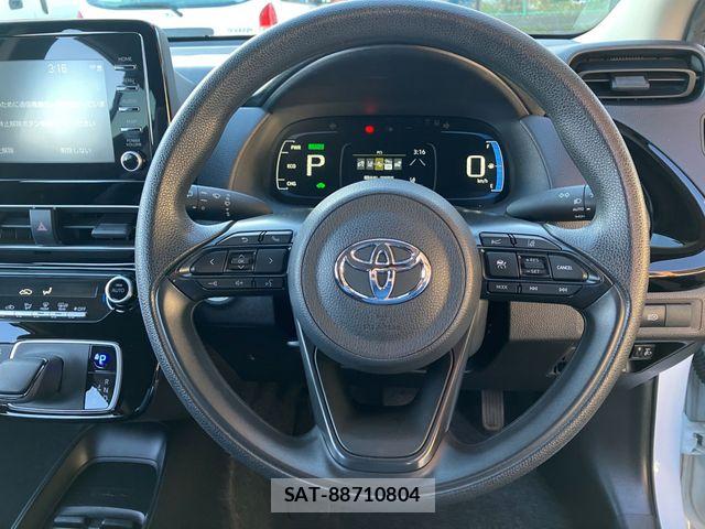 Toyota AQUA 2023-05 6275673-13