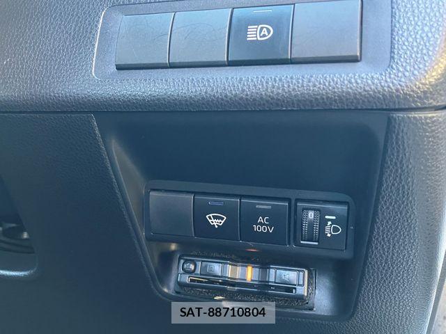 Toyota AQUA 2023-05 6275673-7