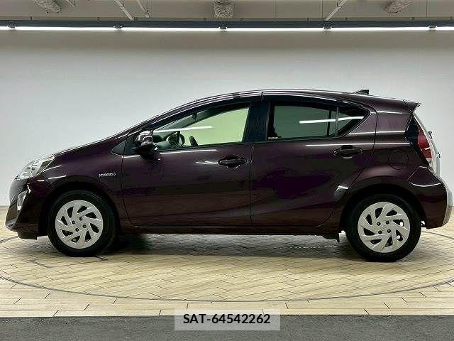 Toyota AQUA 2015-12 6275682-16