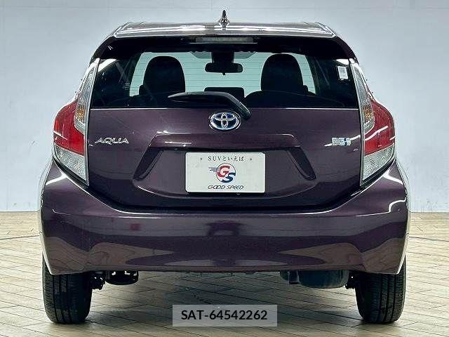Toyota AQUA 2015-12 6275682-18