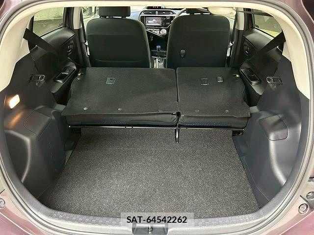 Toyota AQUA 2015-12 6275682-19