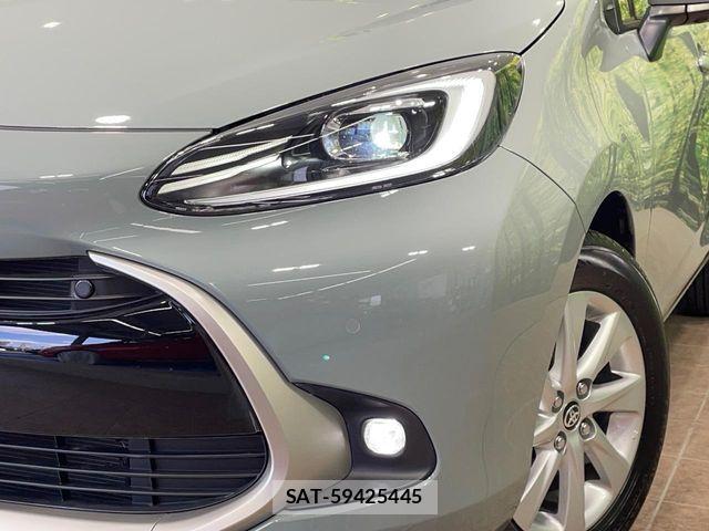 Toyota AQUA 2025-02 6271145-11